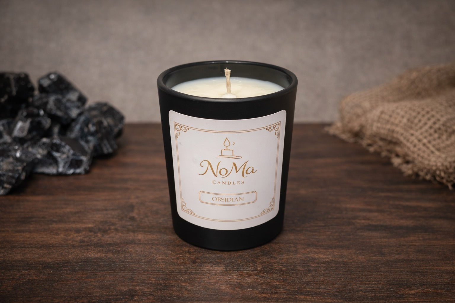 Świeca zapachowa "OBSIDIAN"